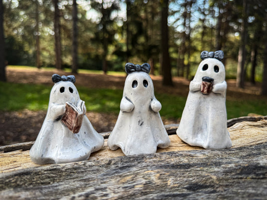 Sisterhood spirit folk